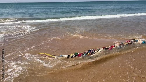 Plages du Senegal polluées à Mbour