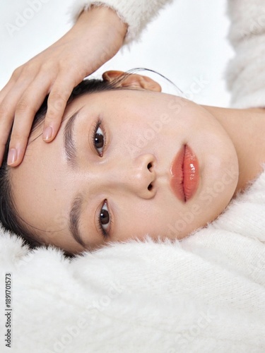 woman, massage, spa, beauty, care, body, wellness, treatment, relaxation, relax, face, skin, health, lying, facial, therapy, people, towel, lifestyle, salon, relaxing, skincare, head, healthcare, well
