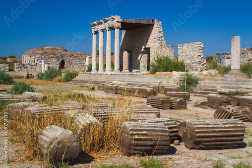 Quadro su tela In the ruins of ancient Miletus town