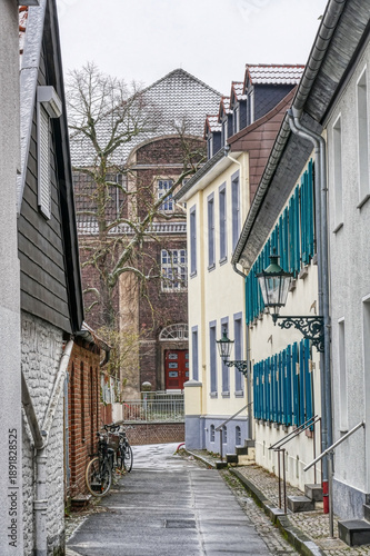 Blick in die Altstadt von Kaiserswerth im Winter