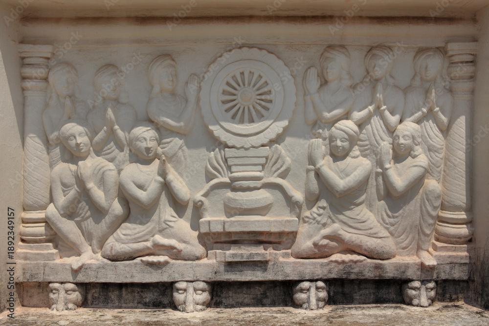 Fototapeta premium statue of buddha