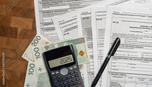 Annual tax settlement statement 2025 polish tax forms PIT-36 PIT-37 PIT-38 PIT-39 Poland