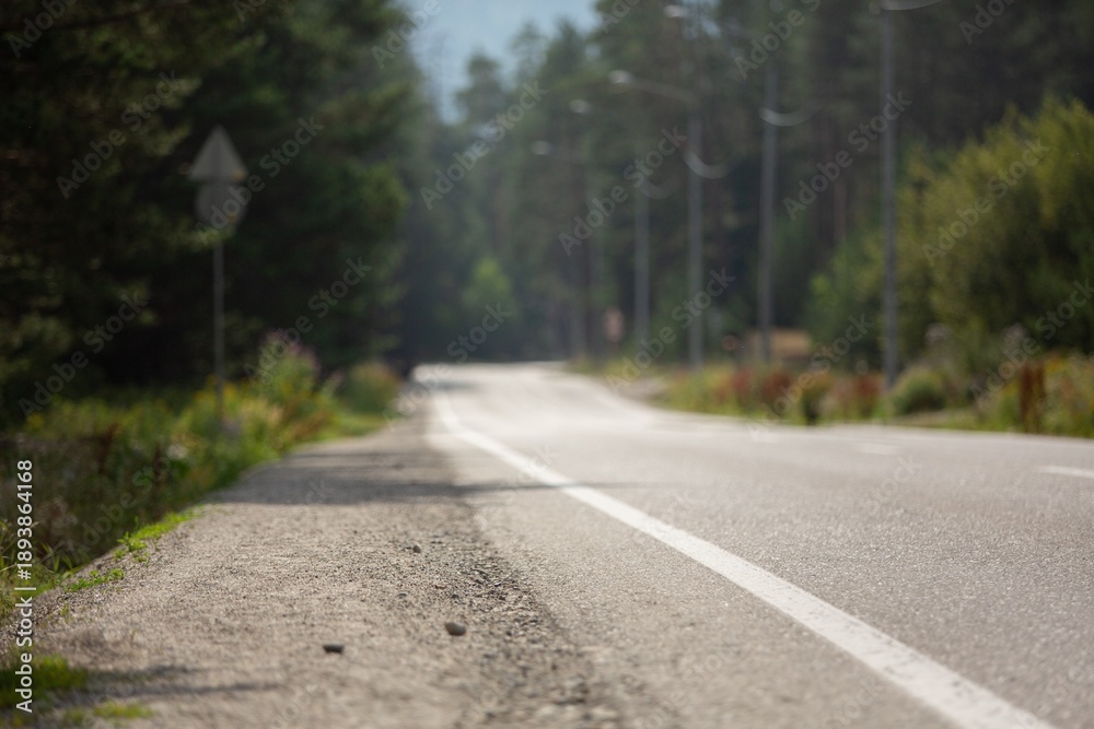 Obraz premium Mountain valley with a beautiful cloudy sky landscape.