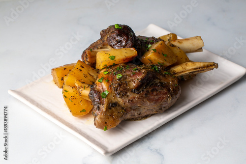 Shinbone meat (Turkish: inc...