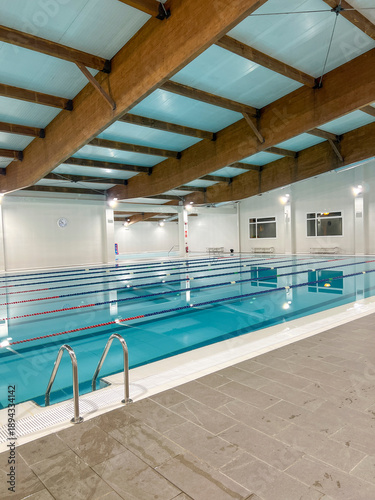 Piscina climatizada 2026, Heated swimming pool 2026, Beheiztes Schwimmbad 2026, 温水プール2026, Piscine chauffée 2026, Piscina aquecida 2026, 2026年恒温游泳池