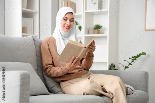 Beautiful young Muslim woma...