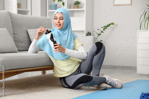 Beautiful young Muslim woma...