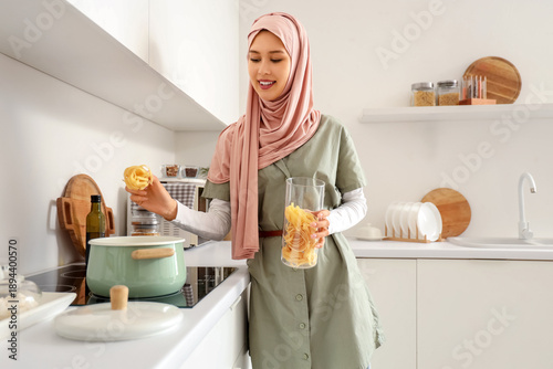 Beautiful young Muslim woma...
