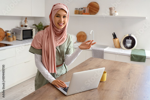 Beautiful young Muslim woma...