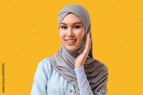 Beautiful young Muslim woma...
