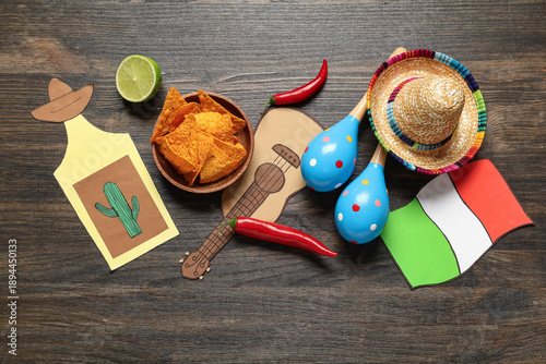 Mexican maracas with sombre...