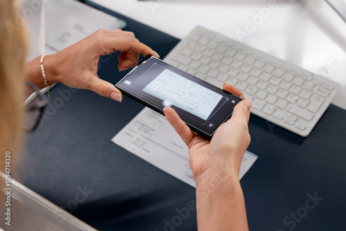 Tableau sur toile Woman Capturing Image Of Her Paycheck