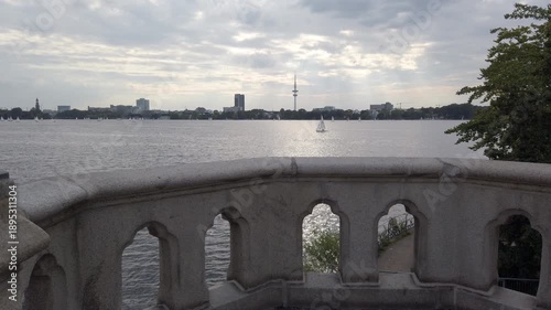 POV footage at Schwanenwik walking towards the Alster Lake