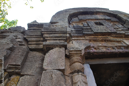 Tableau sur toile ruined ancient hindu and buddhist khmer temple in the takeo province in cambodia