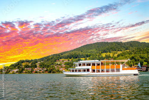 Blick auf Tegernsee, Bayern...