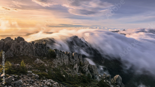 Tableau sur toile Sunrise at Punta di a Vacca Morta, Corsica
