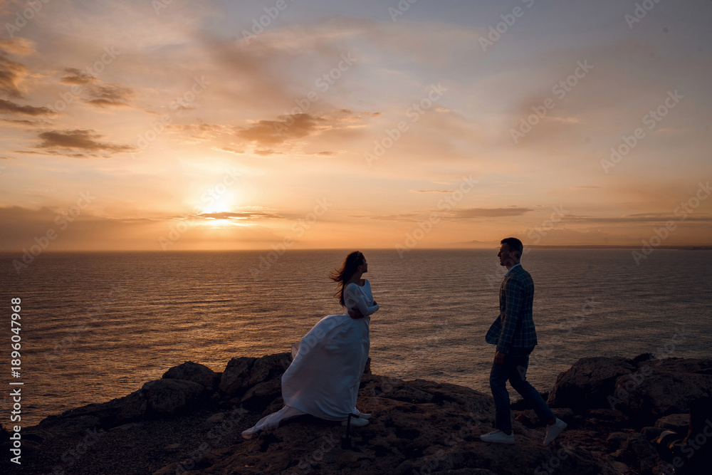 Fototapeta premium Cyprus Wedding Sunset Couple