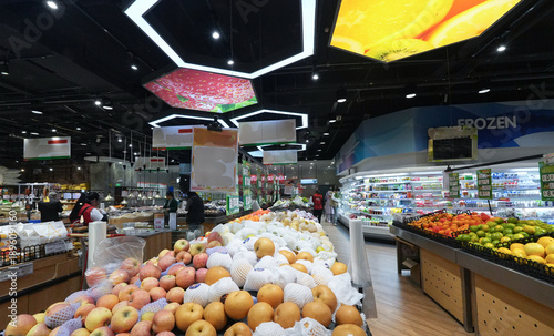 Photography A local Chinese supermarket showing daily life.