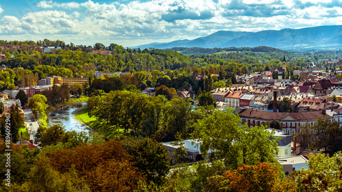 A view from the observation tower in Cieszyn reveals the beauty of the borderland, a peaceful city panorama and picturesque Silesian landscapes. A perfect spot to pause and admire nature from above.