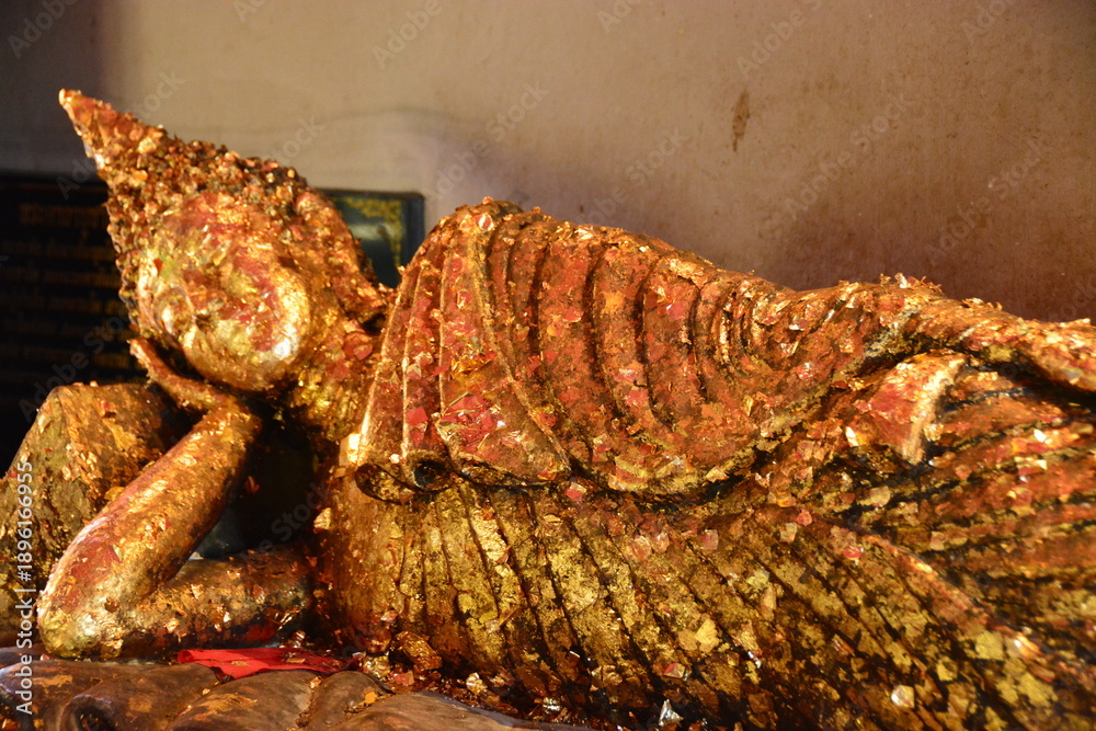 Fototapeta premium タイ チェンマイのワット・プラトーン