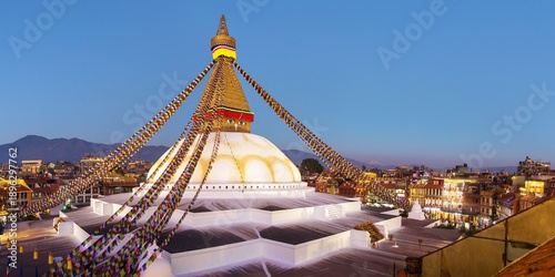 Fotografie Boudhanath stupa evening Kathmandu Nepal