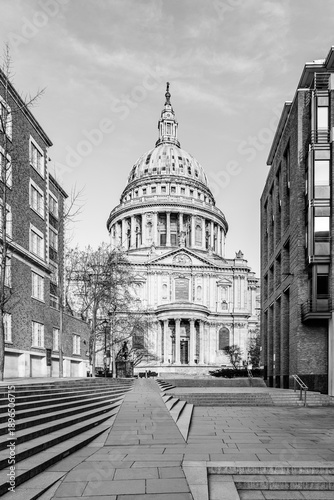 London, England, UK: St. Paul's Cathedral,  the Cathedral Church of St Paul, baroque masterpiece on Ludgate Hill in the heart of the city of London in black and white
