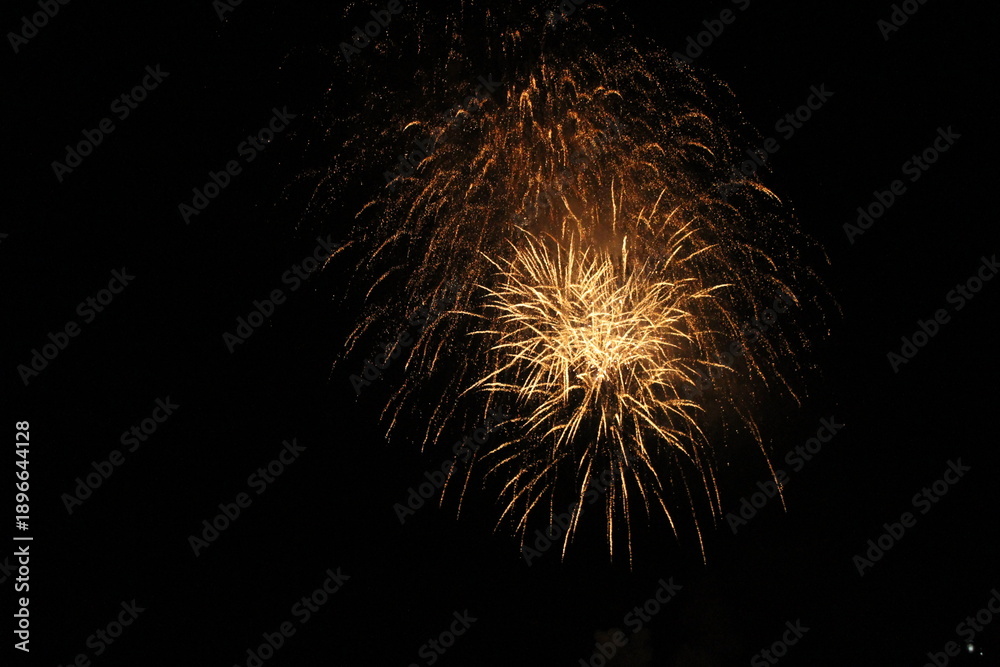 Obraz premium furious fireworks 