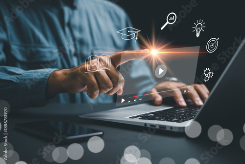 Cuadro en lienzo Online education, digital learning, and gaining knowledge are highlighted as per