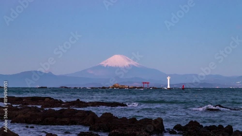 冬の葉山海岸から富士山の夜明けと紅富士タイムラプス動画