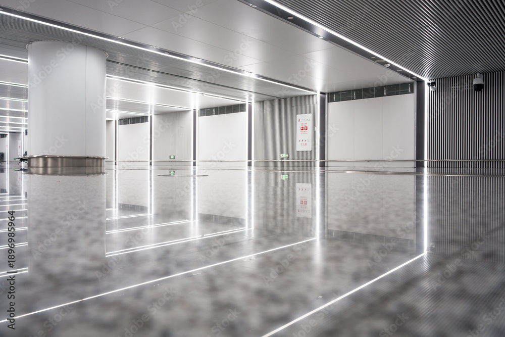 Naklejka premium Modern and clean subway station hall