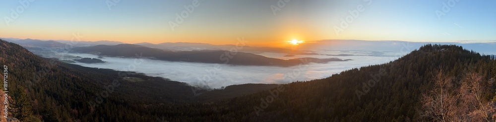 Fototapeta premium Abendsonne im Steinbühler Gesenke 2025-12-19 15.54.59