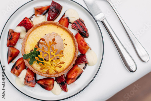 Dessert im Restaurantambiente