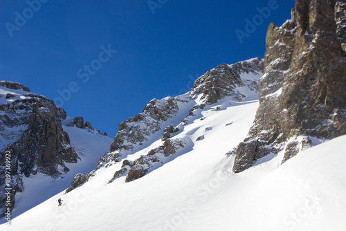 фотографія A backcountry skier in the San Juan mountains near Telluride Colorado