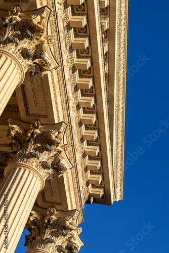 Obraz na płótnie detail of a church