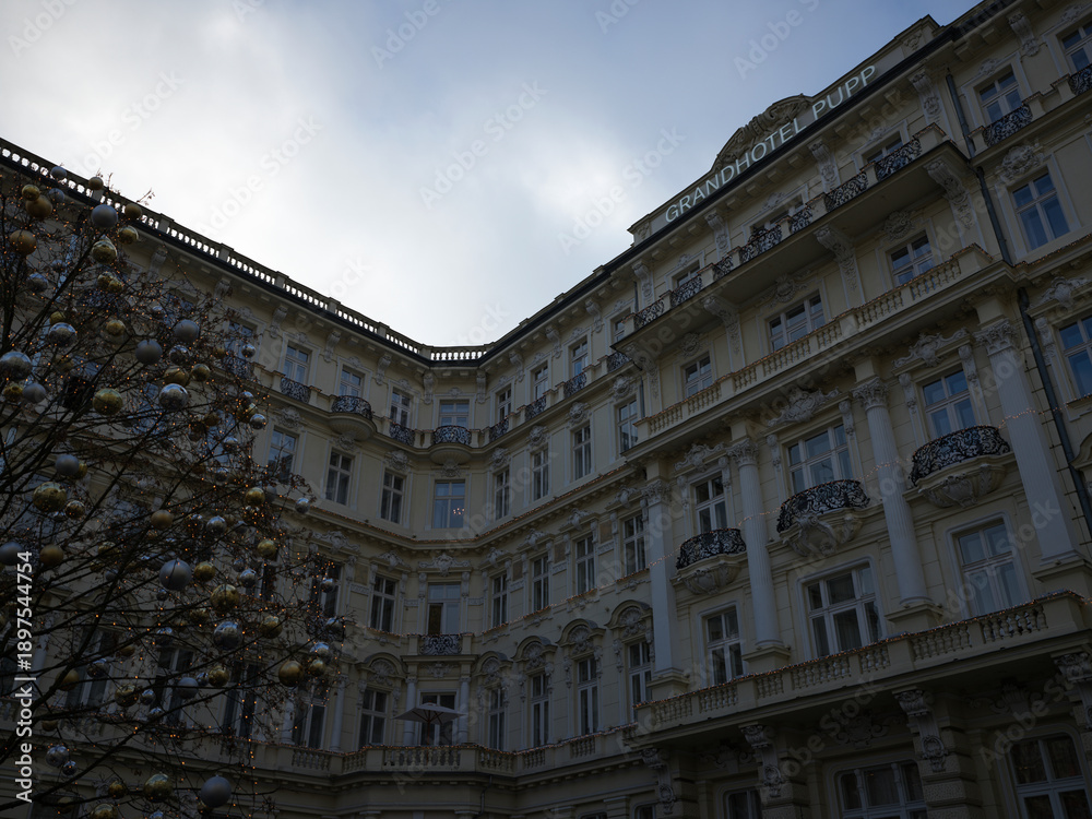 Obraz premium 25.12.2025 - Karlovy Vary, Czech Republic - Grand Hotel Pupp