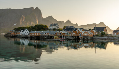 Papier peint photo Lofoten Sakrisøy au matin estival, Lofoten  © Dirk