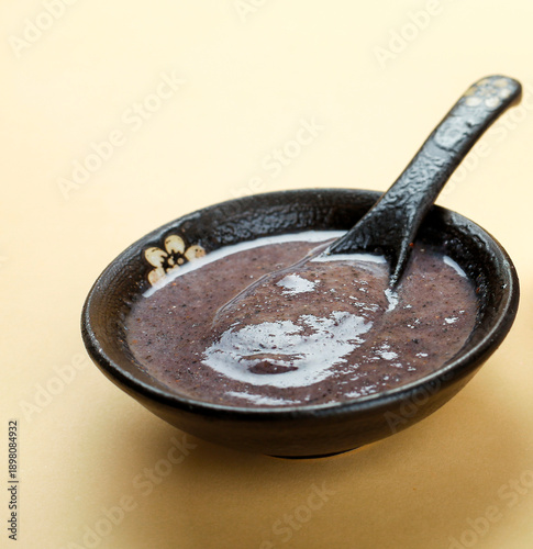 Fotografía Black sesame paste