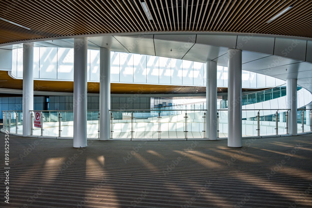 Naklejka premium Empty corridor in modern building interior