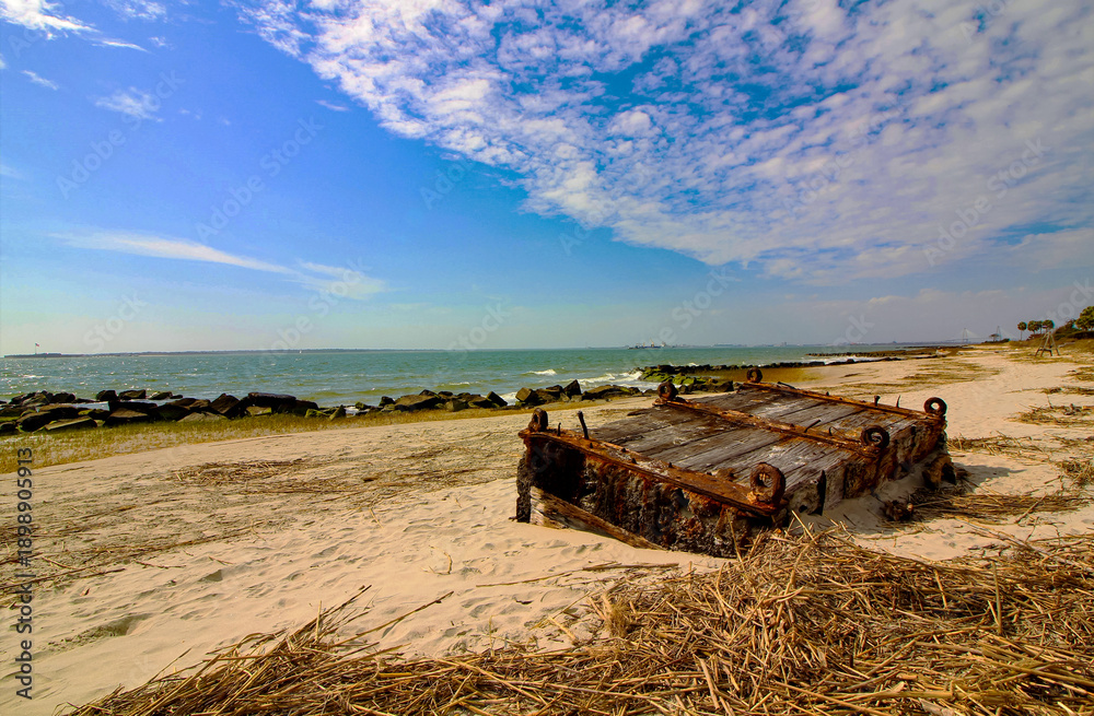 Obraz premium Pirate Chest on the Beach