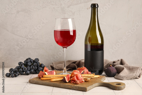 Board with delicious jamon ...