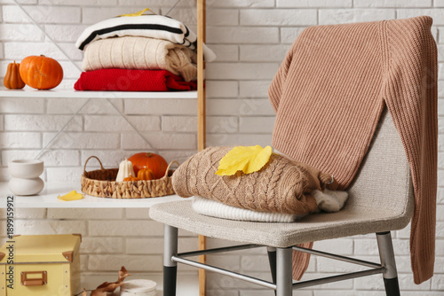 Sweaters with autumn leaf o...
