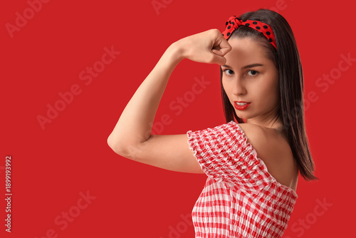 Portrait of strong pin-up w...