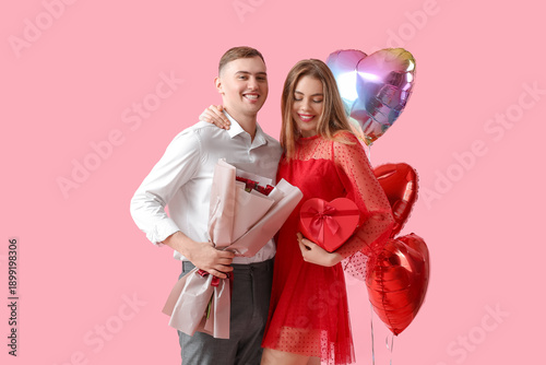 Lovely couple with bouquet ...