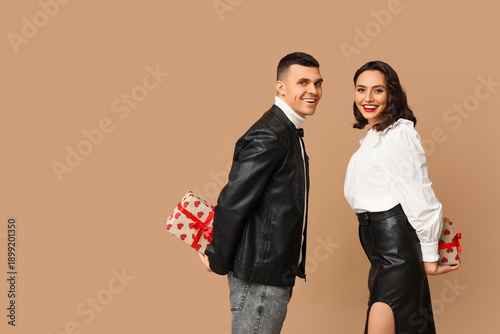 Loving young couple with gi...
