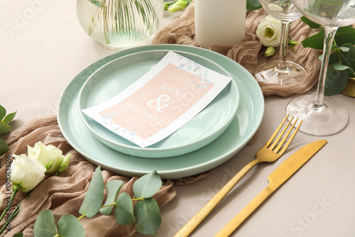Beautiful table setting wit...