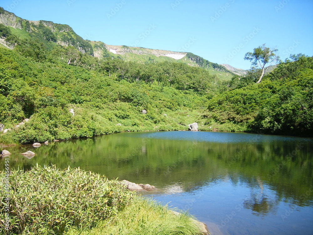 Fototapeta premium Daisetsuzan Kougen-Onsen, ponds and cliff 