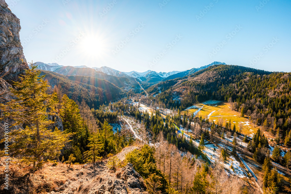 Obraz premium Winter snow hiking near city of Zakopane with view of poland Tatra mountains from Nosal peak in Poland