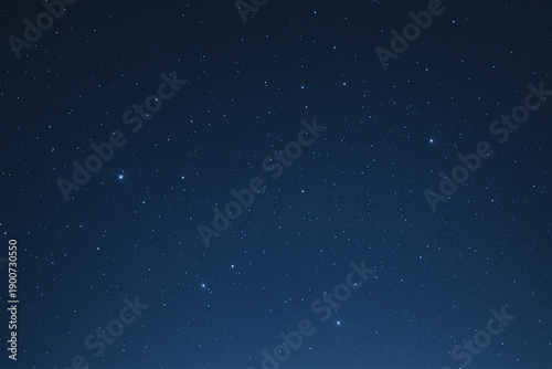 Photos Dark blue starry night sky background with subtle gradient