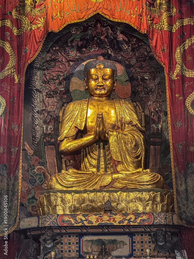 Obraz premium Buddha of Lingyun Temple (713 AD), historic Buddhist shrine, Leshan Big Buddha Park, Leshan, Sichuan, China, Asia