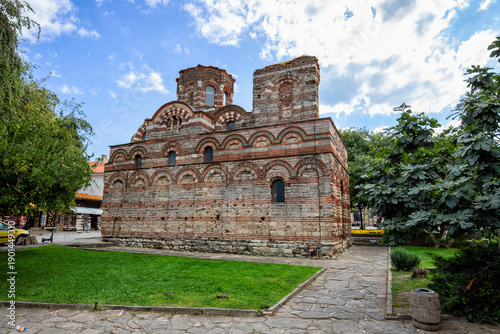 ruine in nesebar bulgarien